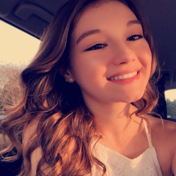 Meet your Posher, Kinsey - Picture 1 of 1